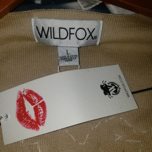 NWT! Wildfox Wilder Pearl Sz. L Cream Sweater - Picture 3 of 6